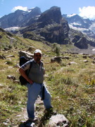 �������